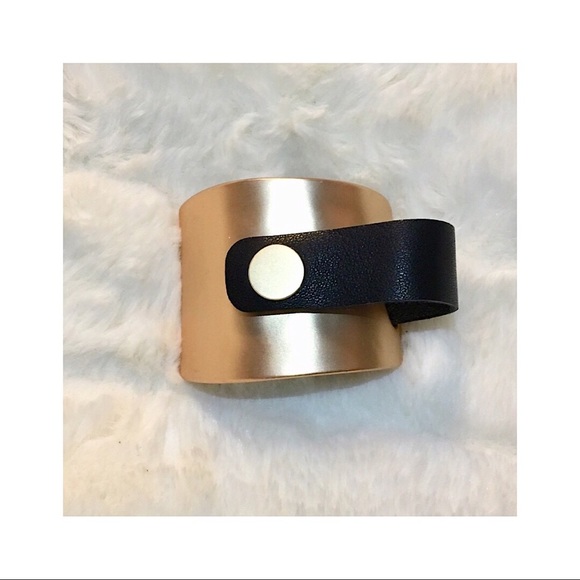 KWIN | Gold & Black Leather Cuff Bracelet - Picture 2 of 3